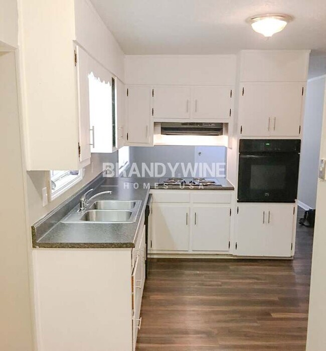 Foto del edificio - 4260 Carlos Ct