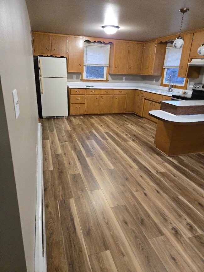 Kitchen - 401 Main St