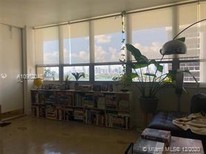 Foto del edificio - 11 Island Ave