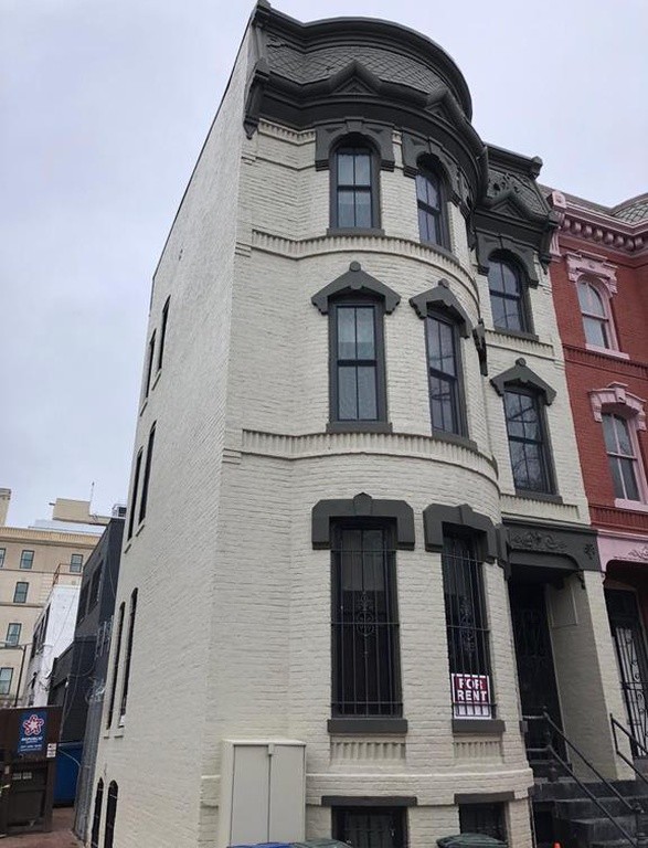 Foto principal - 1409 Corcoran St NW