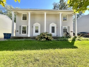 Building Photo - 1634-1636 Pennoyer Ave