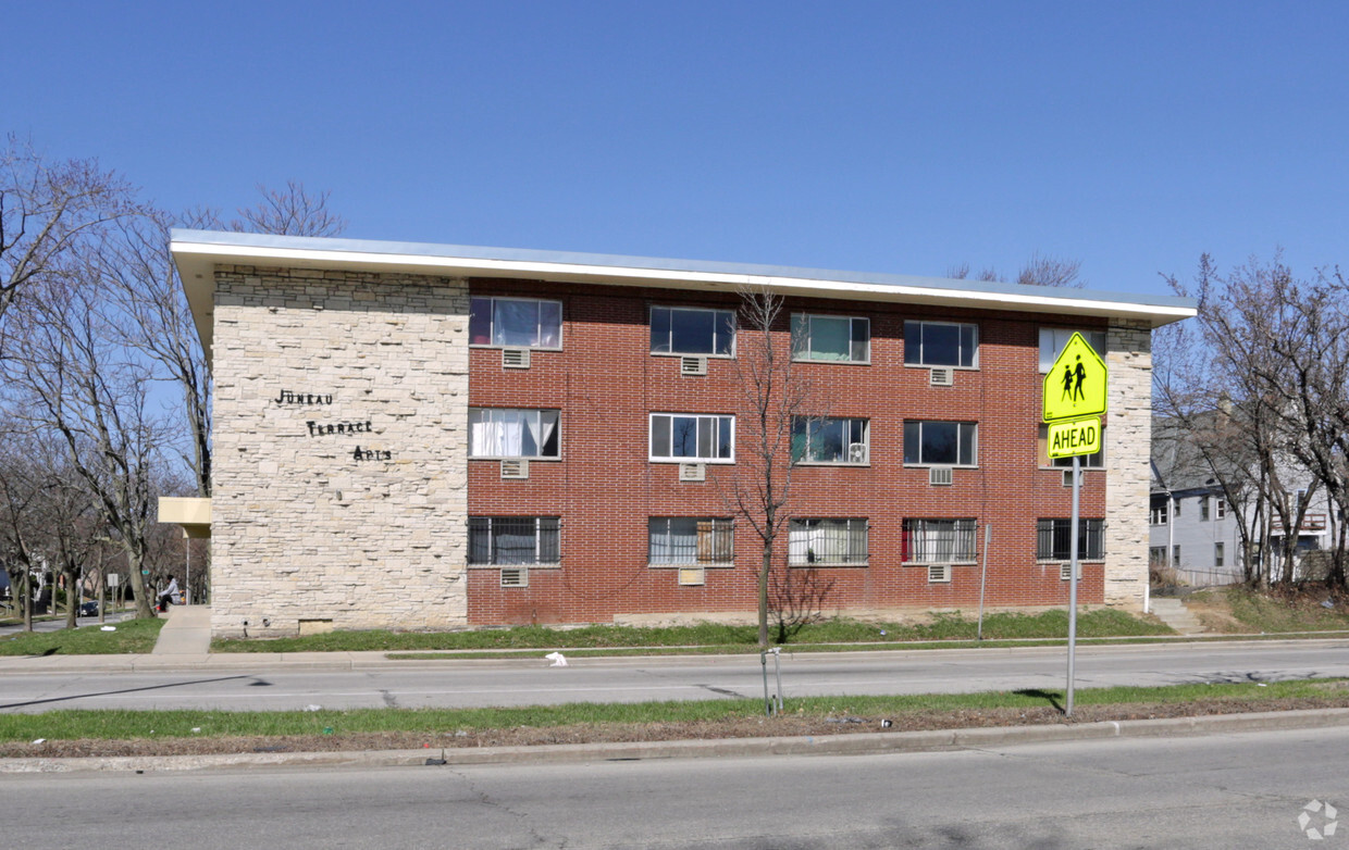 Building Photo - Juneau Terrace Apts