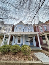 Building Photo - 1815 W Grace St