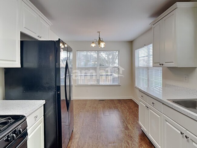 Building Photo - 1246 Cumberland Creek Pl SW