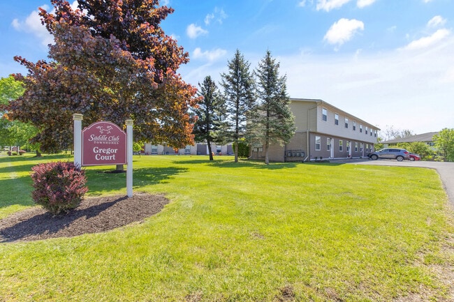 Building Photo - Saddle Club