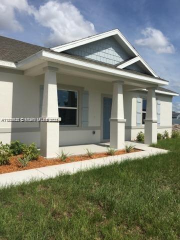 Foto principal - 2240 SW Lawrence St