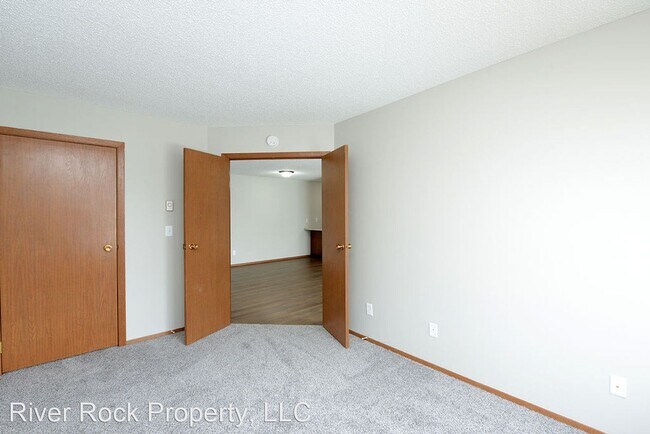 Building Photo - 2 br, 2 bath House - 3201C 15th Avenue South
