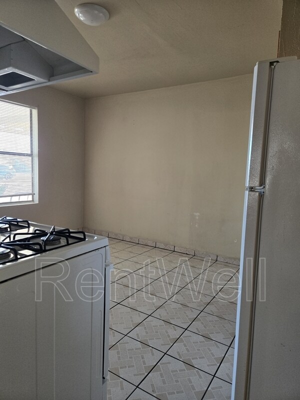 Foto del edificio - 1017 N Main Ave