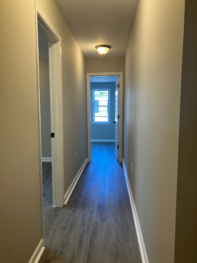 Foto del edificio - Spacious 3 Bedroom Home Near Johns Hopkins