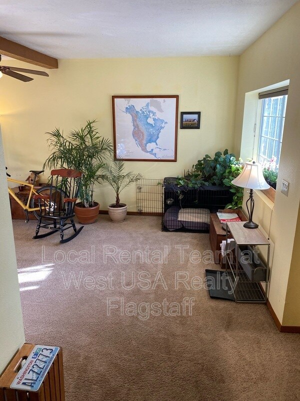 Foto del edificio - 1620 N Sunset Dr