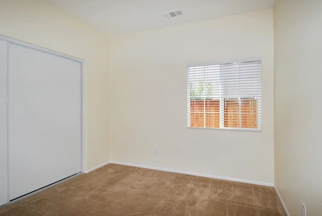 Building Photo - 27181 Golden Field Ct