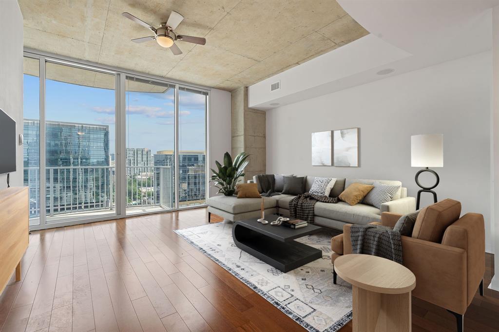 Foto principal - 360 Nueces St