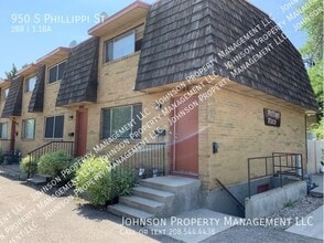 Building Photo - 950 S Phillippi St