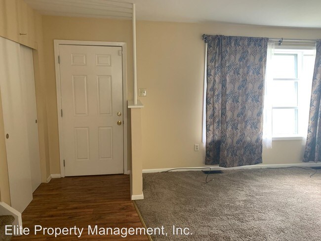 Building Photo - 3 br, 1.5 bath House - 1400 Devers Rd.