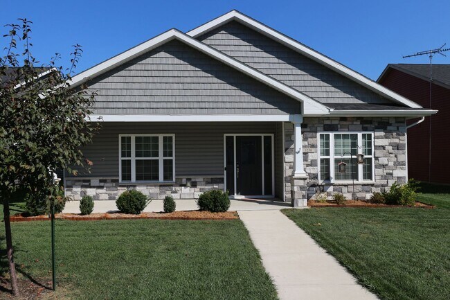 Foto del edificio - New 3 Bedroom Frankfort Home!