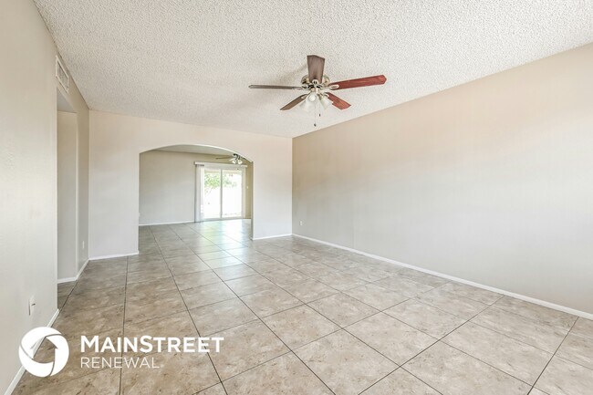 Foto del edificio - 9022 N 63rd Dr