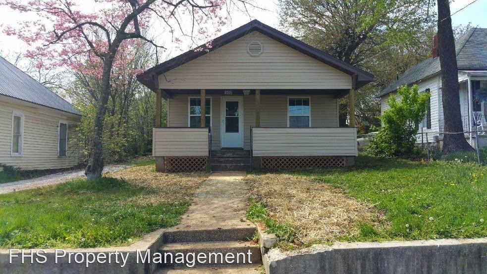 Primary Photo - 2 br, 1 bath House - 2321 N. Campbell Avenue*