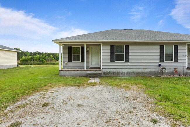 Building Photo - 132 Lainmark Drive