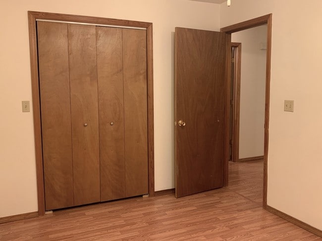 Building Photo - 14 Mara Ln