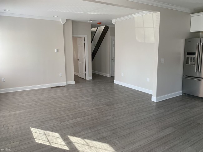 Foto del edificio - 4 br, 2 bath House - 617 Dixwell ave