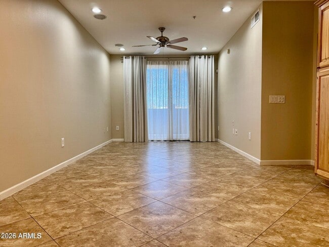 Foto del edificio - 1701 E Colter St
