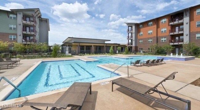 Foto del edificio - 10801 Westpark Dr
