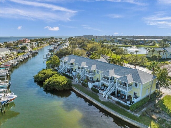 Building Photo - 4728 Beach Dr SE