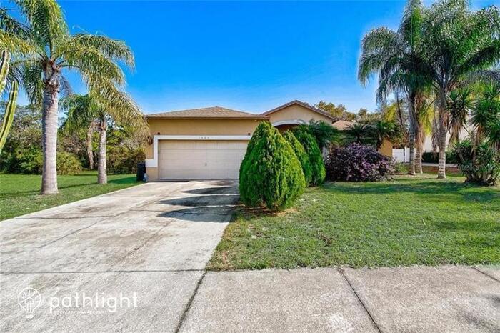 Primary Photo - 1425 S Disston Avenue, Tarpon Springs, FL,...
