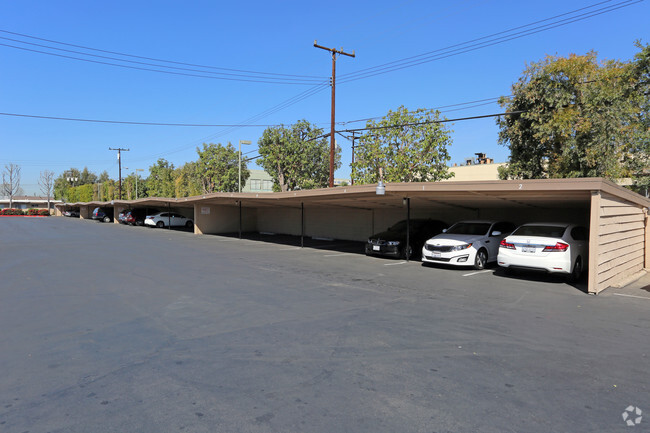 Building Photo - Euclid Park Apartments