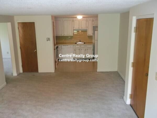 Building Photo - 151 Concord St