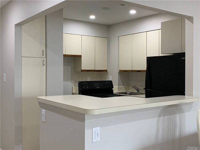 Foto del edificio - 360 Shore Rd