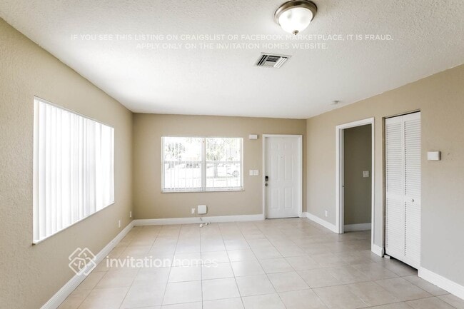 Foto del edificio - 5612 Fletcher St