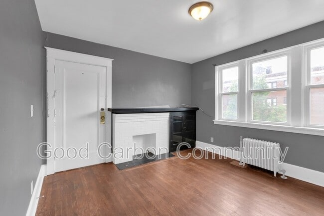 Building Photo - 7 E Depew Ave