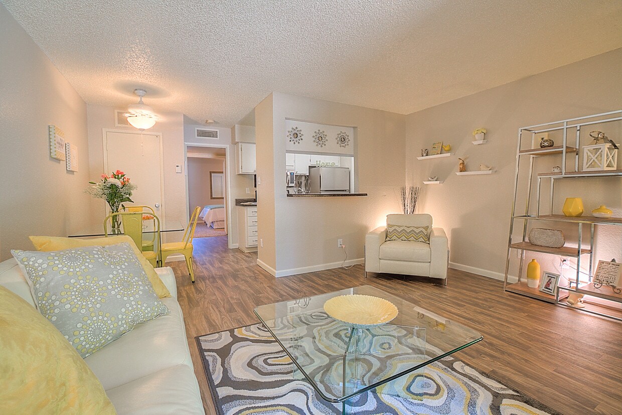 Eagle Point Apartments Apartments in Albuquerque, NM