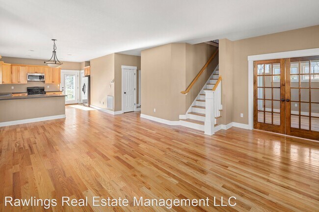 Building Photo - 3 br, 2.5 bath House - 34 Pinecroft Road