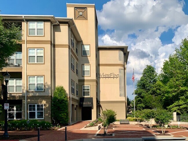 Foto del edificio - 11750 Old Georgetown Rd