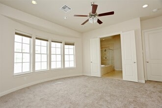 Building Photo - 3226 McKinney St