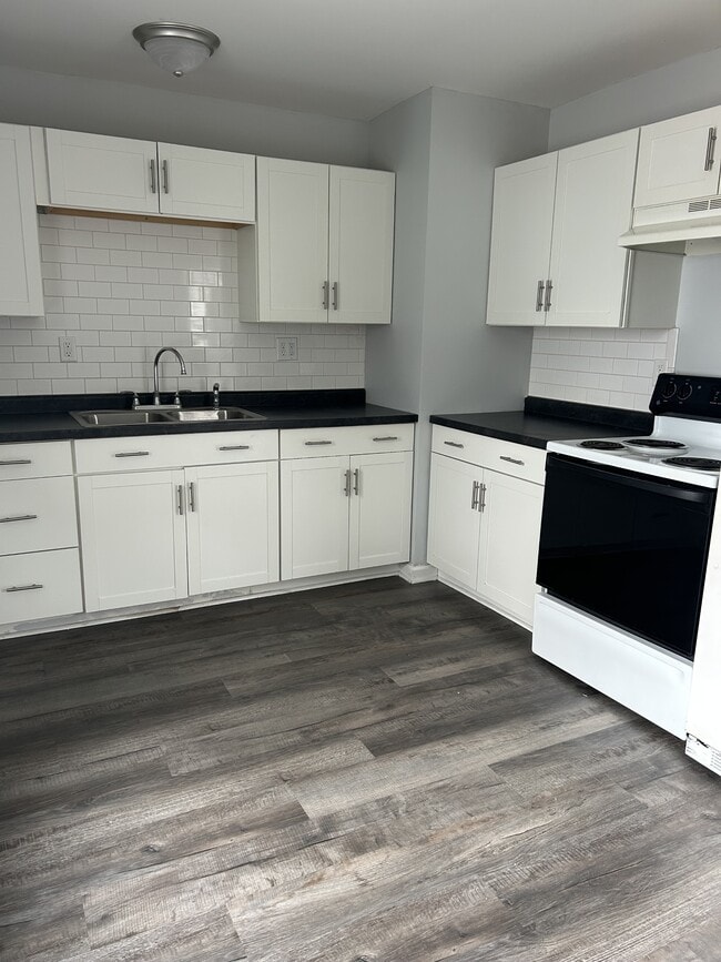 Foto del edificio - 6713 52nd St