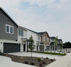 Building Photo - 9919 W Campville St