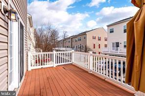 Foto del edificio - 9443 Paragon Ct