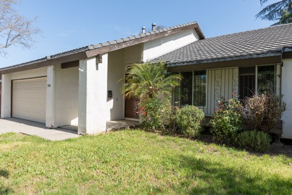 Building Photo - 7084 Via Ramada