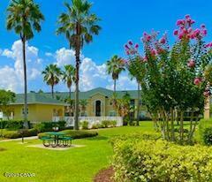 Foto del edificio - 830 Airport Rd