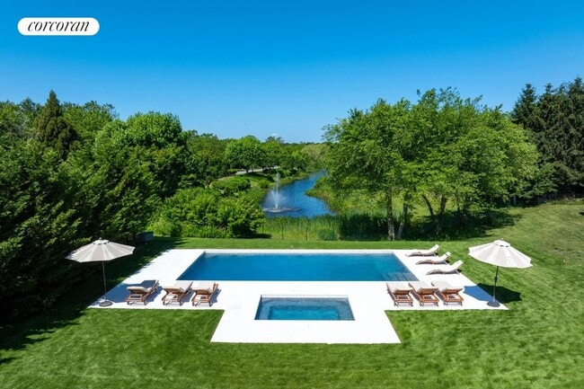 Building Photo - 15 Parrish Pond Ln