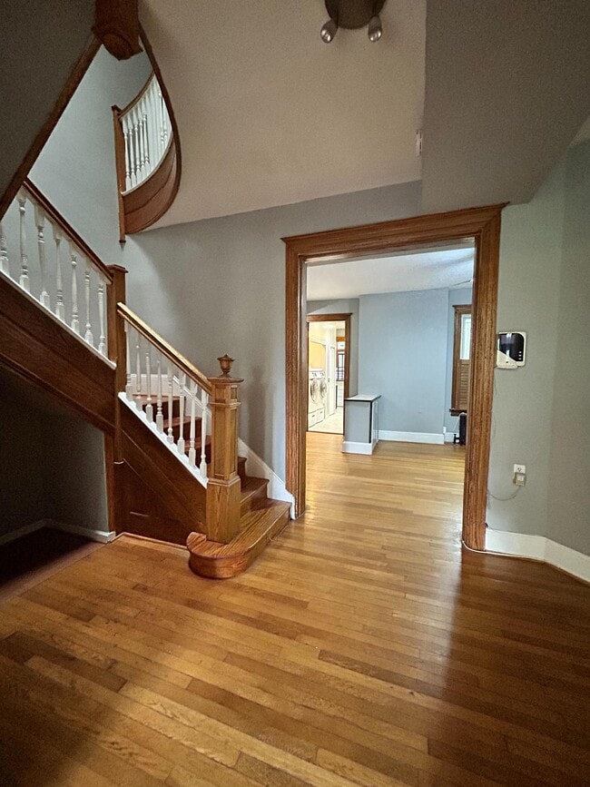 Photo - 1437 E Capitol St SE Townhome