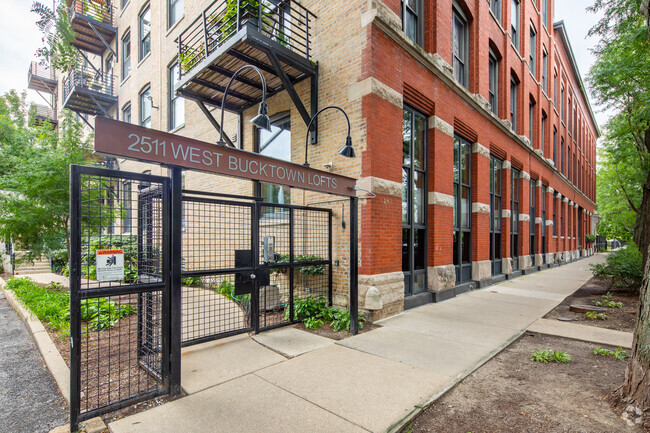 Building Photo - West Bucktown Lofts