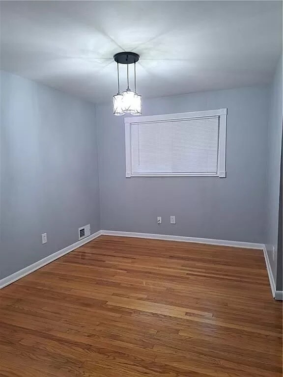 Foto del edificio - 2578 Bonnybrook Dr SW