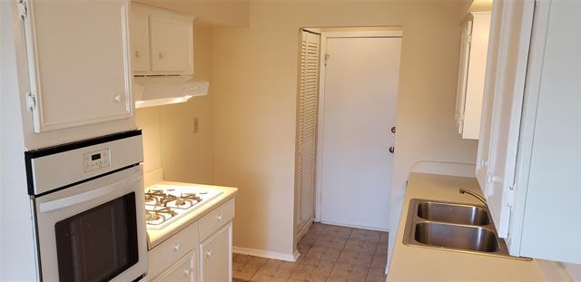 Building Photo - 511 Cambridge Dr