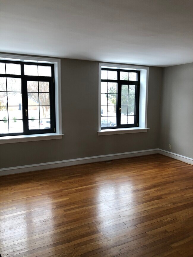 Living Room - Wawaset Park Associates LLC