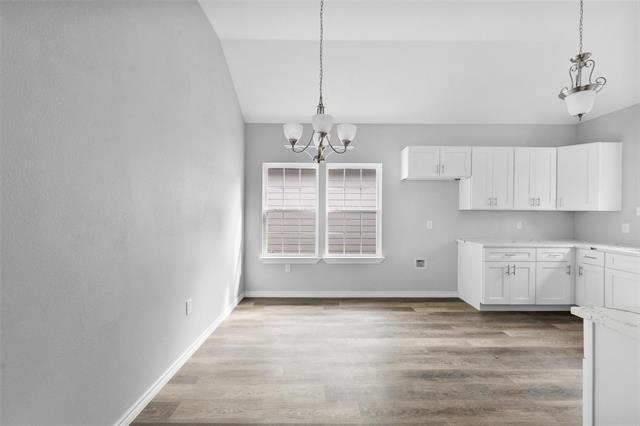 Foto del edificio - 115 W 17th Ave