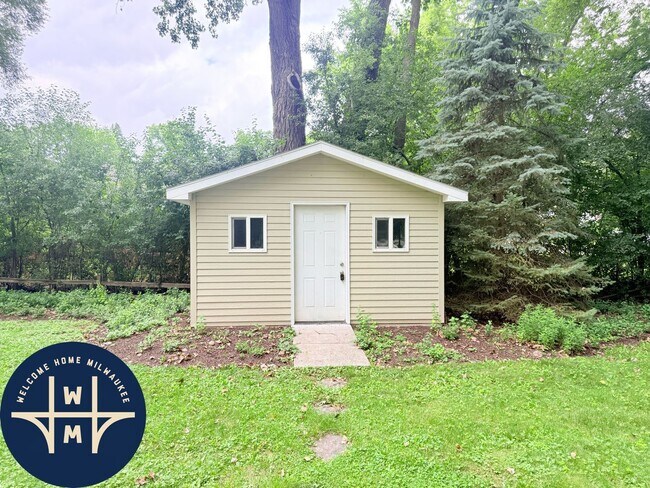 Foto del edificio - 12400 Elmhurst Pkwy